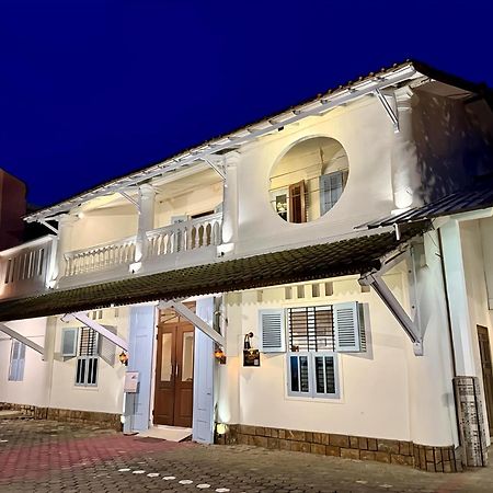 The Raden Patah Heritage Kota Lama Semarang Eksteriør bilde