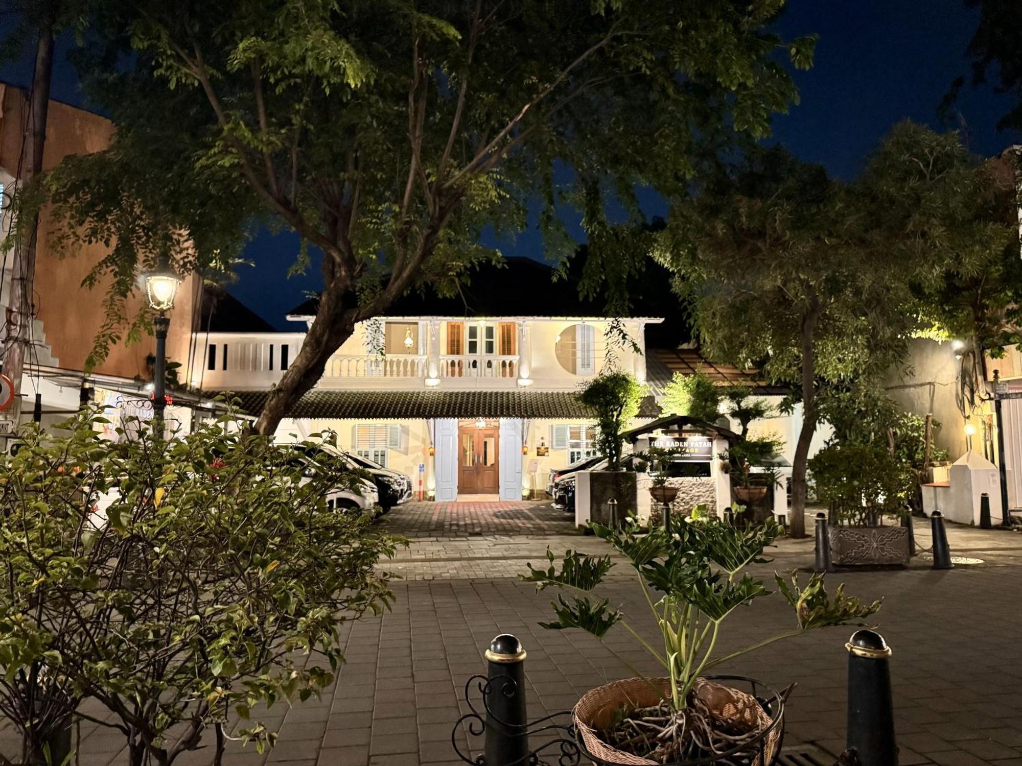 The Raden Patah Heritage Kota Lama Semarang Eksteriør bilde